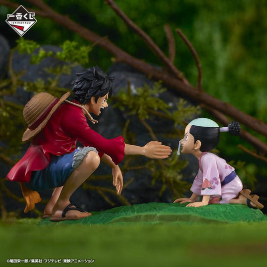 One Piece Revible Moment Monkey D. Luffy & Momonosuke Figure