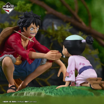 One Piece Revible Moment Monkey D. Luffy & Momonosuke Figure