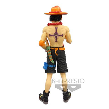 ONE PIECE BANPRESTO  magazine FIGURE～Special Episode〝Luff〟～vol.2  FIGURE  (collectable and very rare on the market)