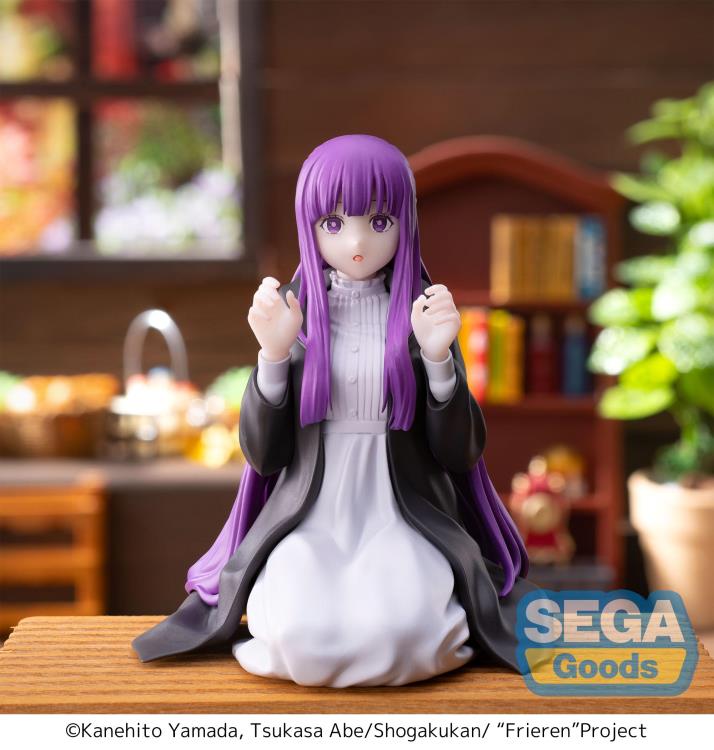 Sega Frieren: Beyond Journey's End Fern Premium Perching Figure