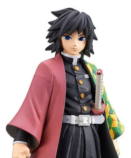 Bandai Banpresto Demon Slayer: Kimetsu No Yaiba - Giyu Tomioka Figure VOL.5