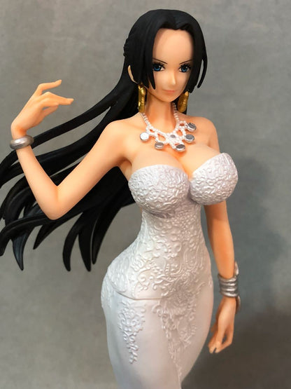 PRE-ORDER One Piece Boa Hancock Lady Edge Wedding White Figure
