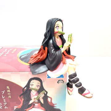 Sega Demon Slayer: Kimetsu no Yaiba Perching Noodle Stopper Nezuko Kamado Figure