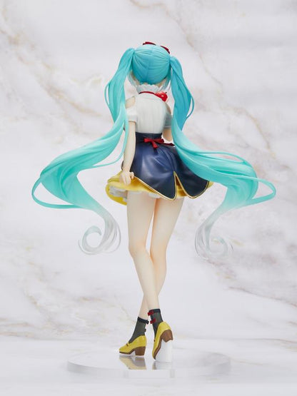 TAITO - Vocaloid Hatsune Miku Wonderland Snow White Ver. Figure